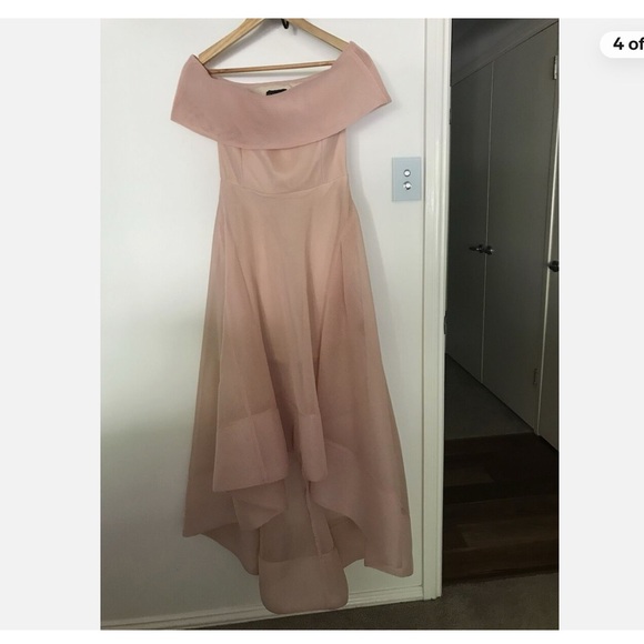 Bronx and Banco Off-Shoulder Dress - Picture 4 of 8